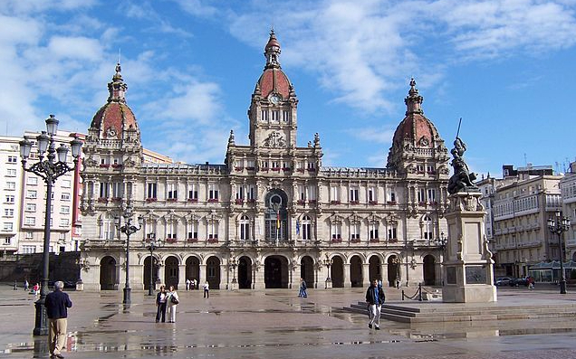 640px-Spain_LaCorunaTownHall